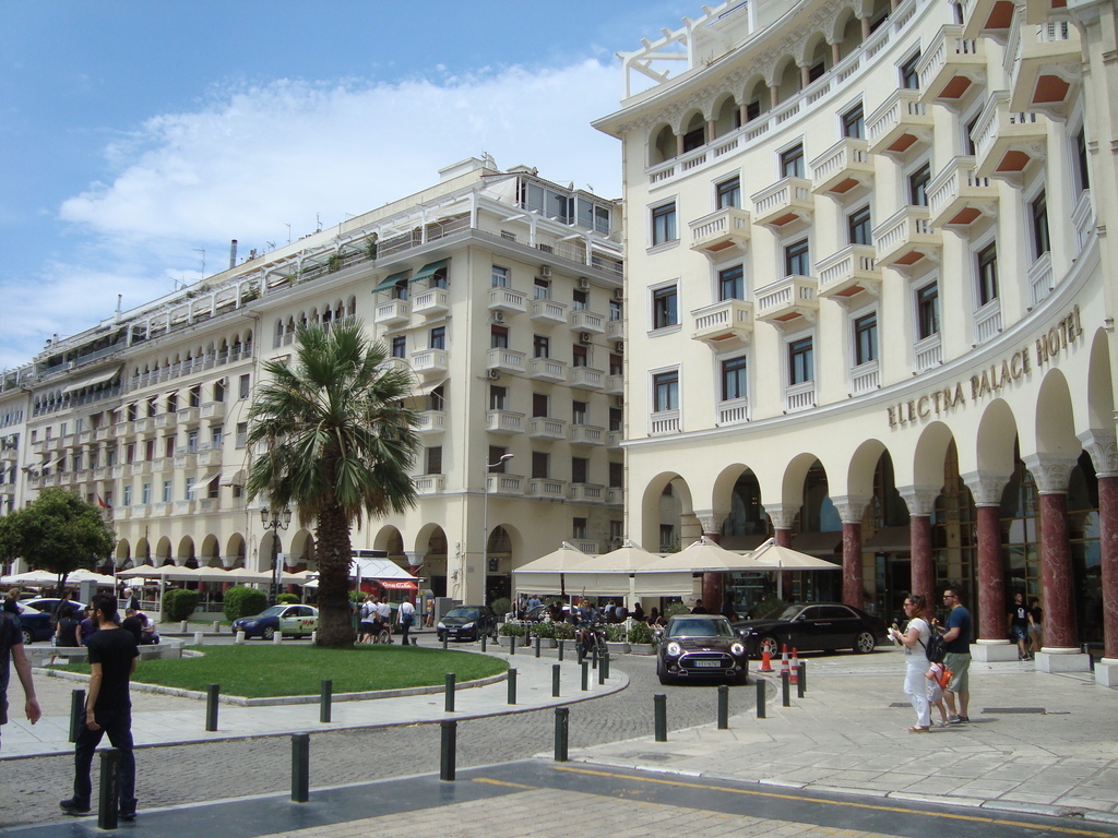 ARISTOTEL'S  PLAZZA  IN  THESSALONIKI