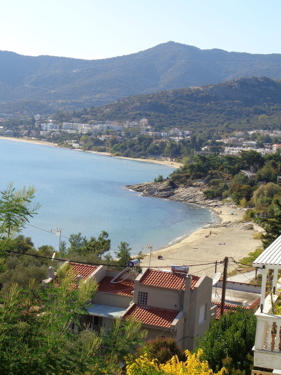  GLASTRES BEACH , WHICH IS VERY CLOSE ON FOOT  TOO!!