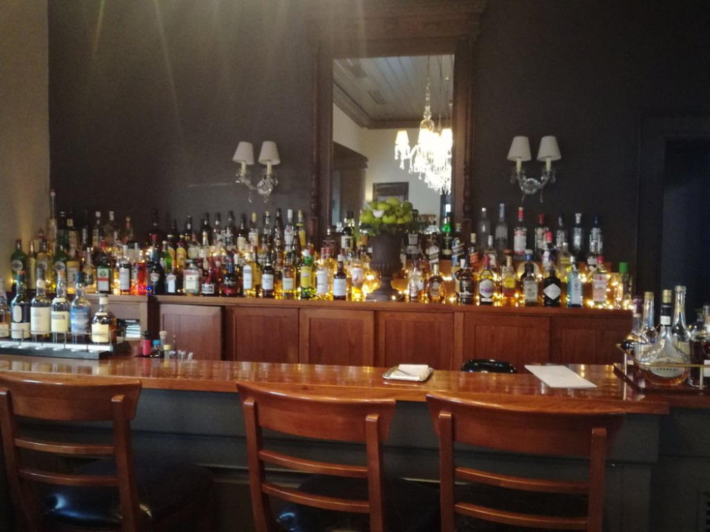 BAR-RESTAURANT-CAFFETERIA   AT  IMARET HOTEL-PANAGIA