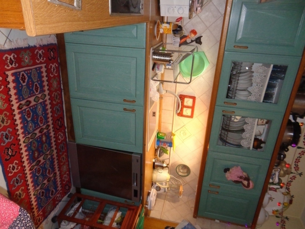 KITSHEN IN GROUND FLOOR