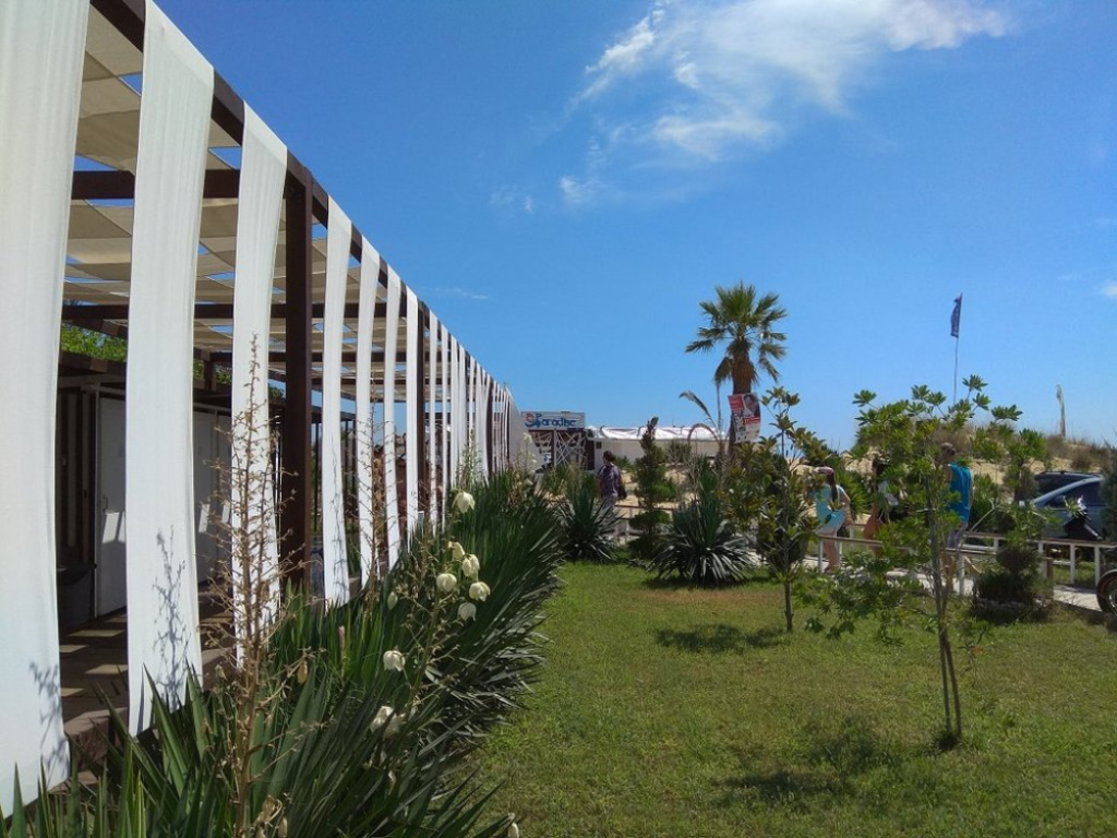 AMMOLOFI  - BEACH BAR