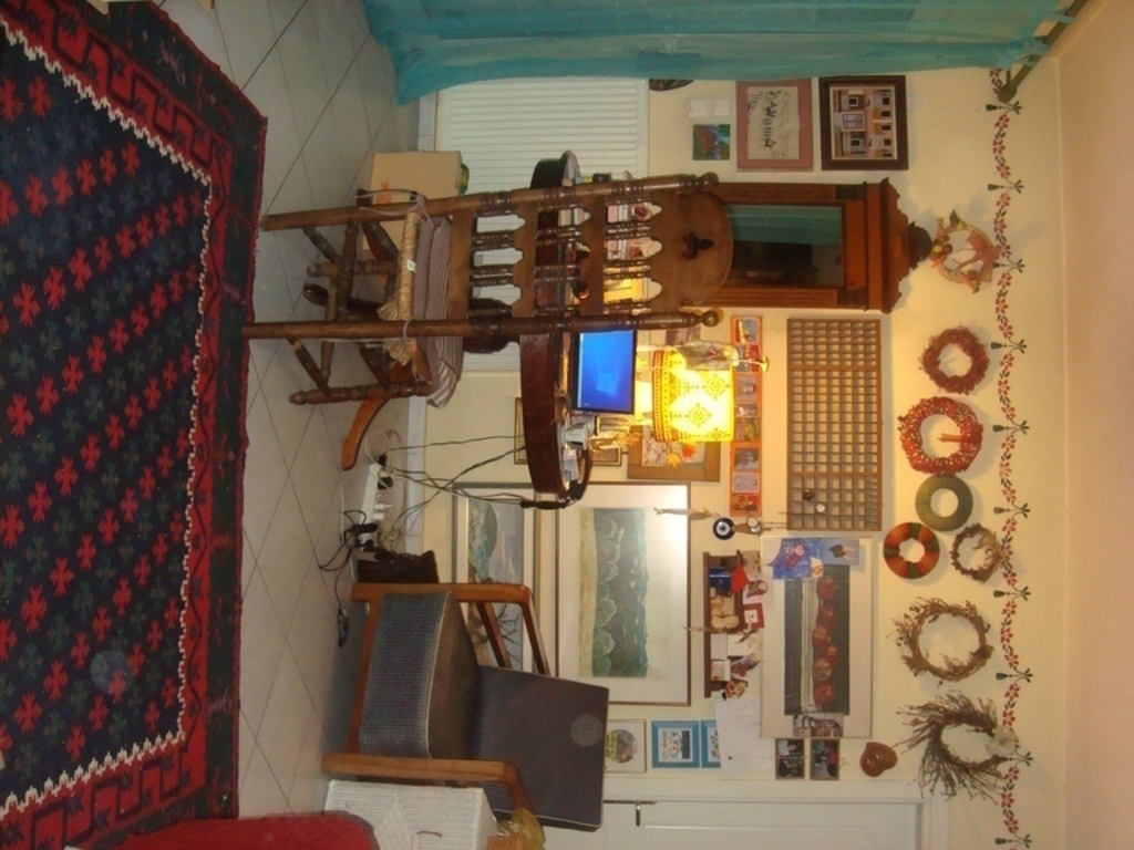 ground floor-laptop table