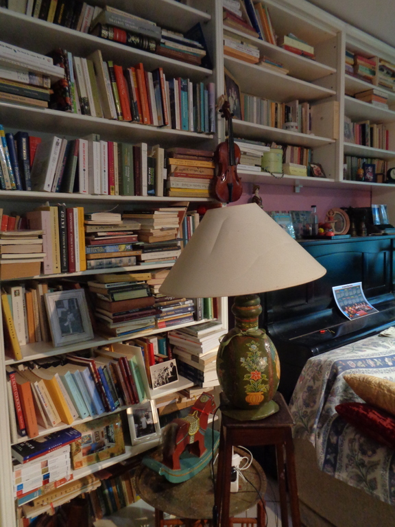 groundfloor's library   greek books!!..