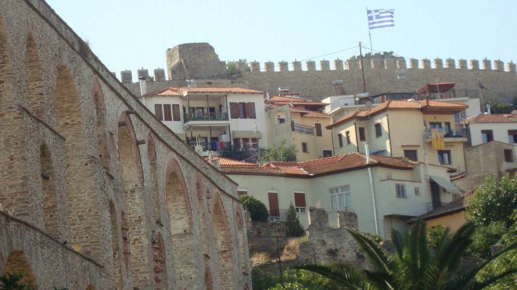 KAMARES  and  part  of  the   old-town  neighborhood..PANAGIA