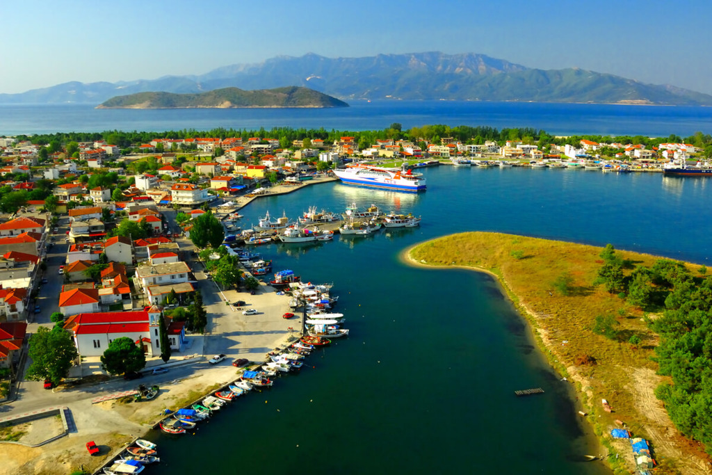 keramoti village-ferries to THASSOS 20' SAIL-CHEAPER PASS TICKET FOR CARS