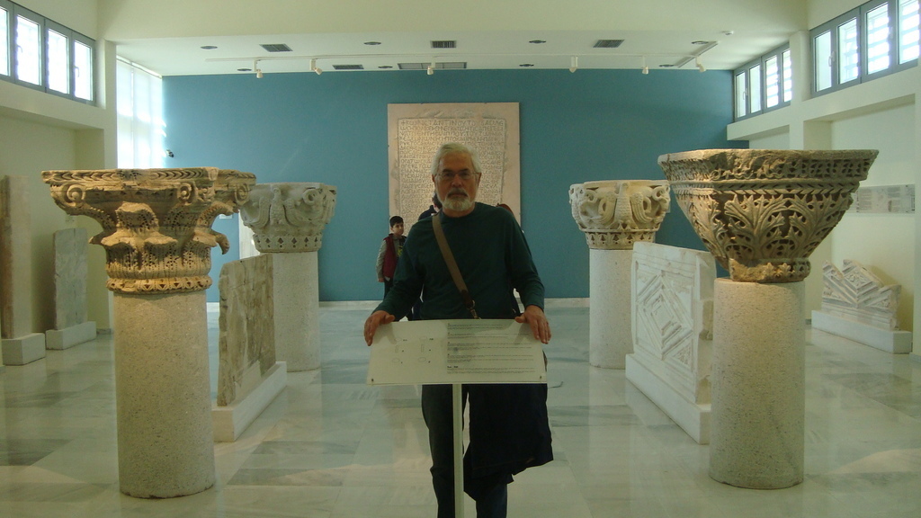 the room with the marble ''embroidered''top of columns...kionokrana...museum philippi