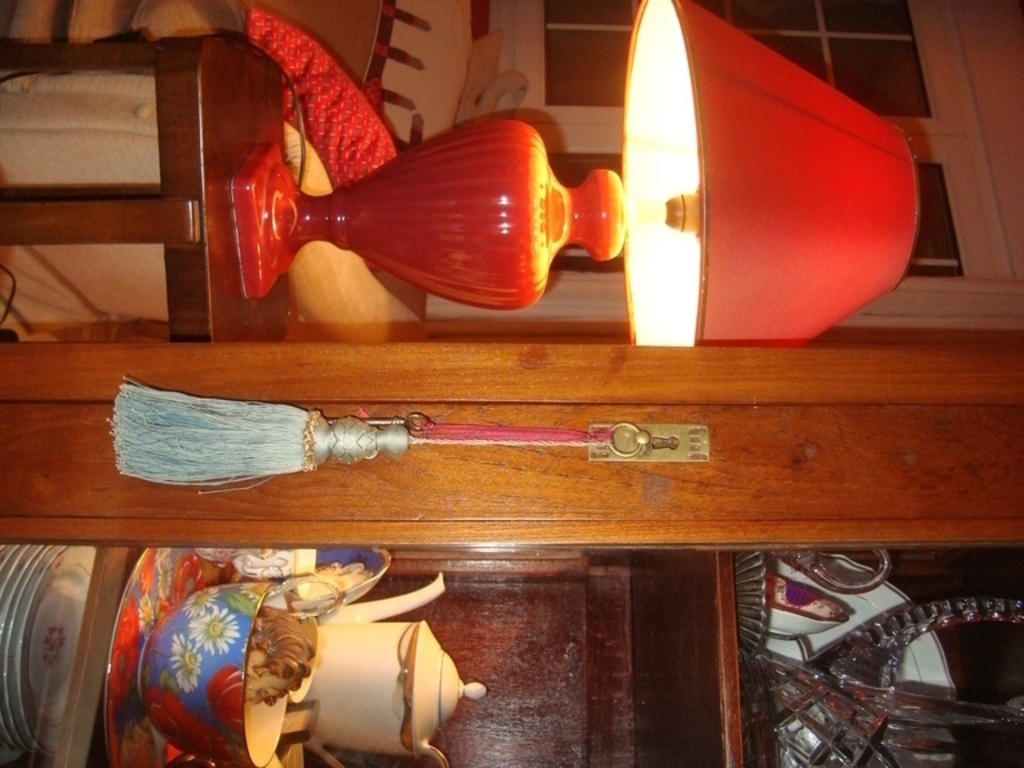 2nd floor's  CHIMNEY SITTING DETAIL