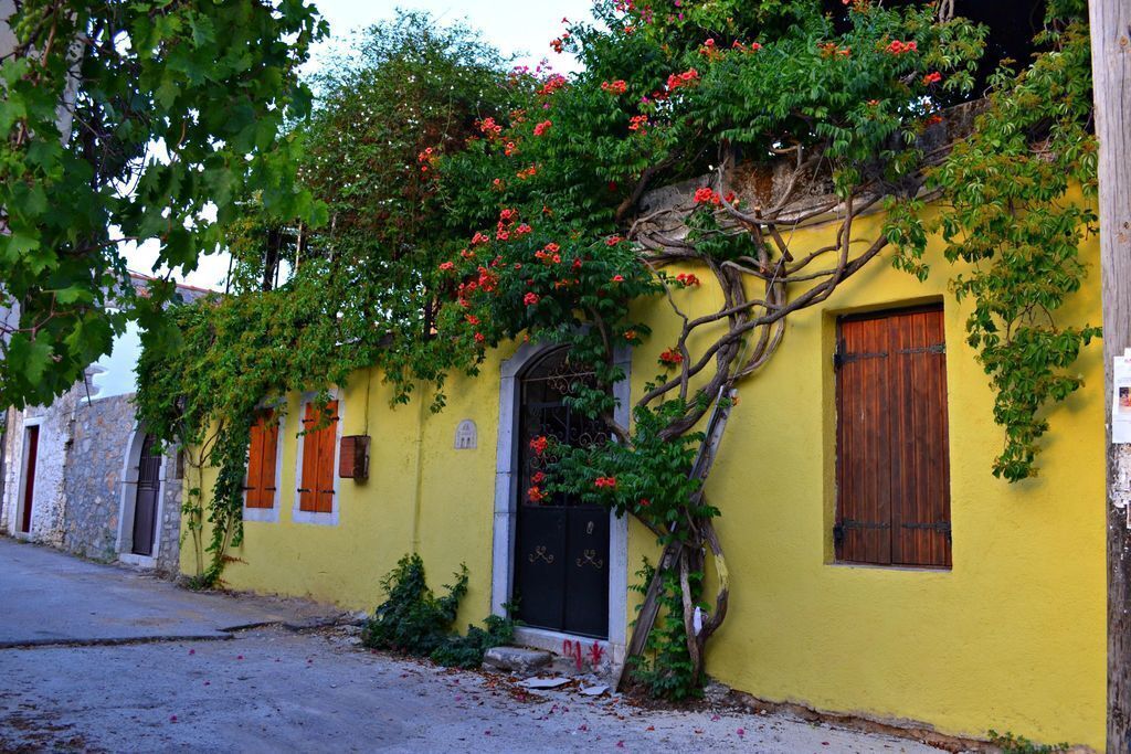 Tranditional house in Fourni 