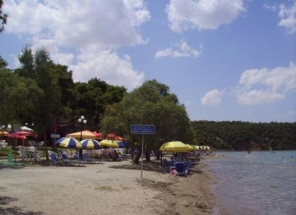 Dilesi beach