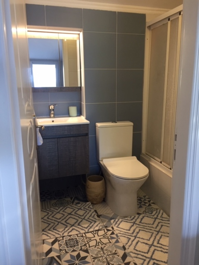 Guest apartment Bath in Bedroom I