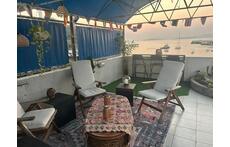 Private waterfront rooftop