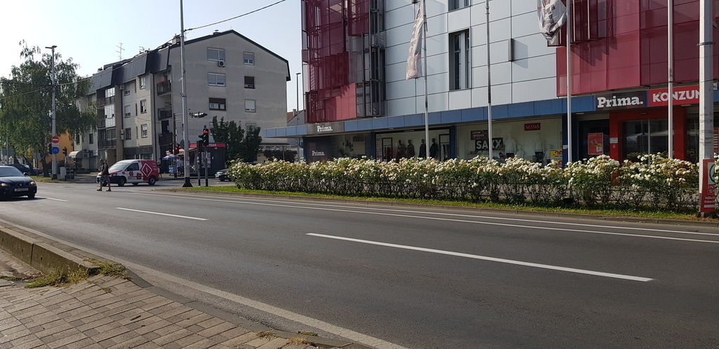 Konzum supermarket, 2-minute walk away