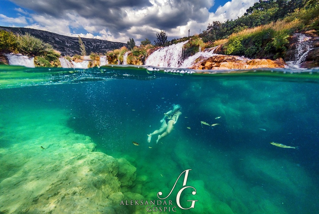 Hanging out with fish in the Zrmanja river (photo by Aleksander Gospic)