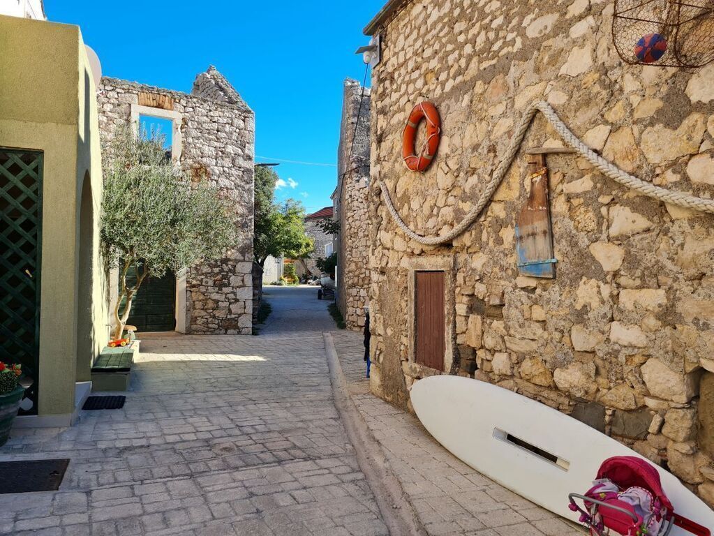 The romantic old core of Vinjerac