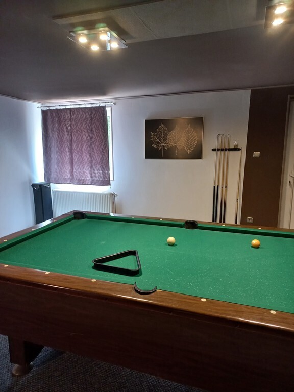 Billiárd terem