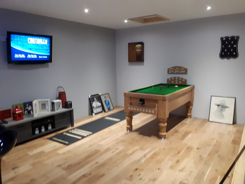 Games Room with Bar Billiards, Dart Board and Rings Board
