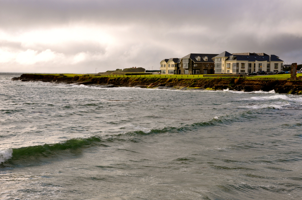 Photos of Spanish Point beach (with tide in) taken by Italian intervac visitors