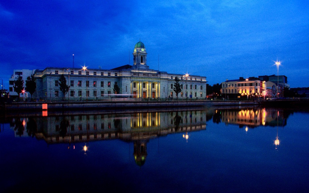 Cork city hall