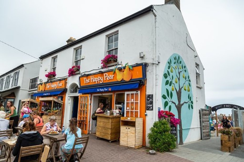 A very famous vegetarian café run by the 'Happy Pear', twins from Greystones
