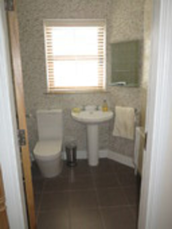 Main Bathroom