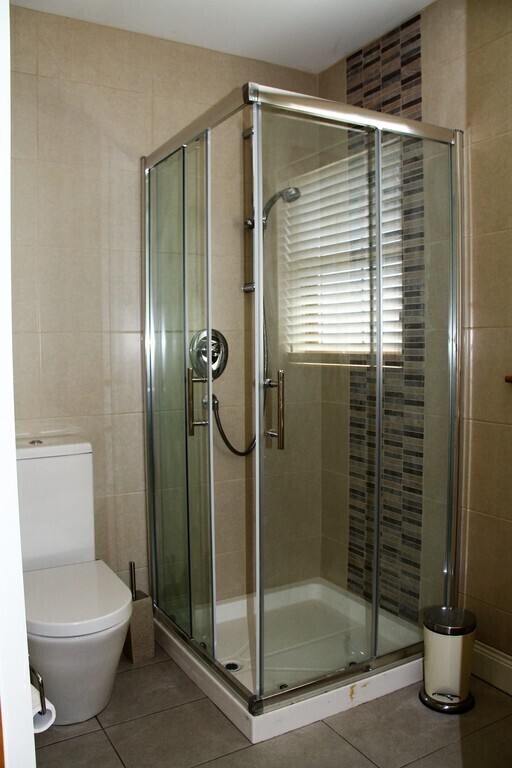 En-Suite of main bedroom