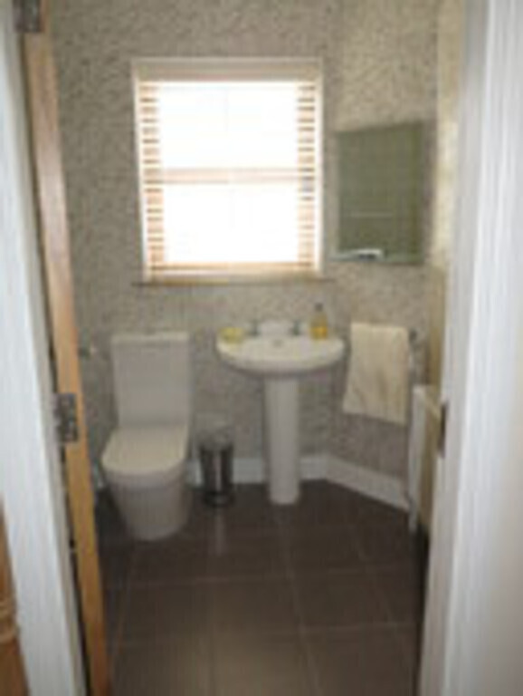 Main Bathroom