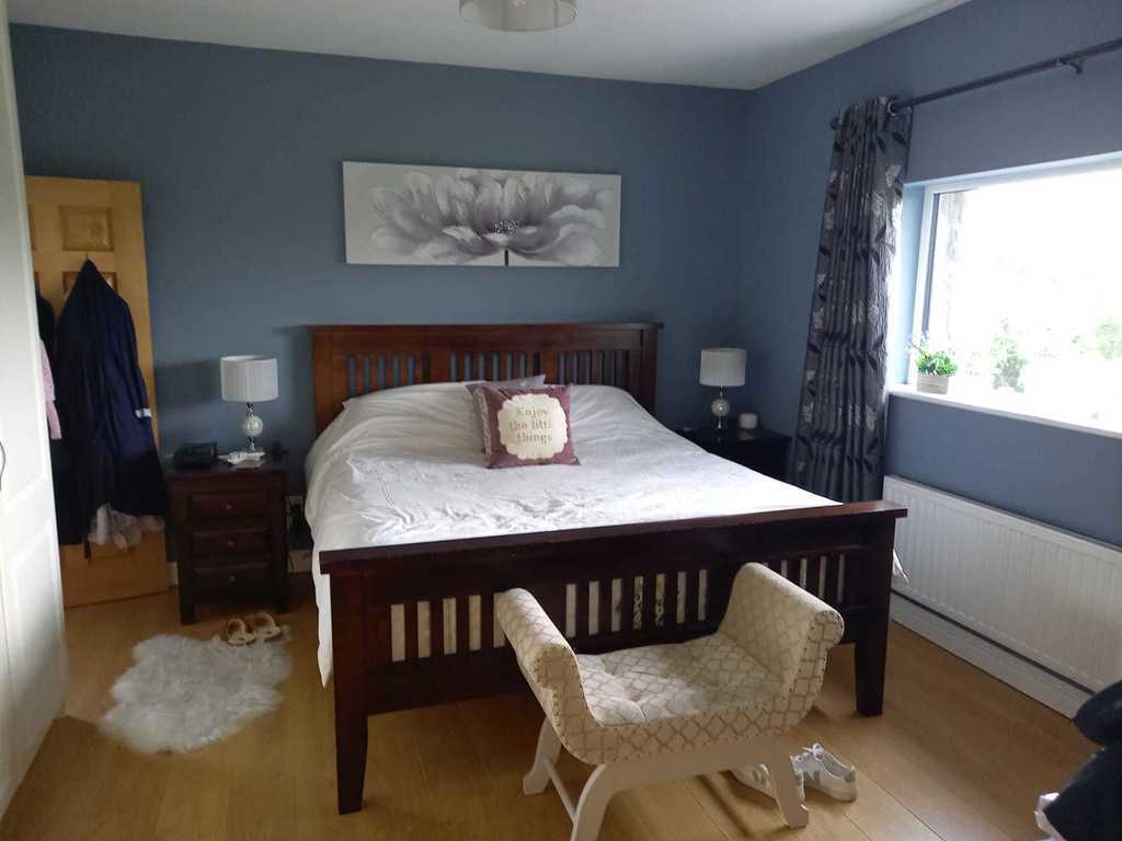 Master Bedroom - King Size Bed with ensuite