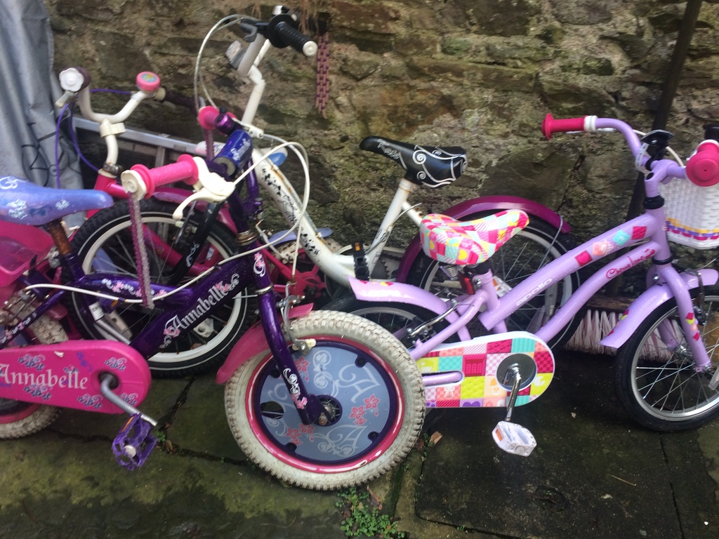 Children's bikes 