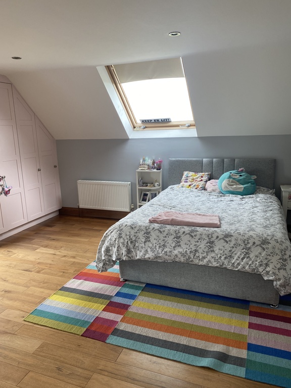 large kingsize bedroom (bedroom no 2)