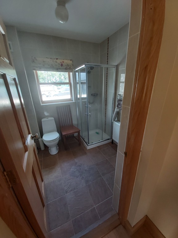 ensuite in bedroom 5