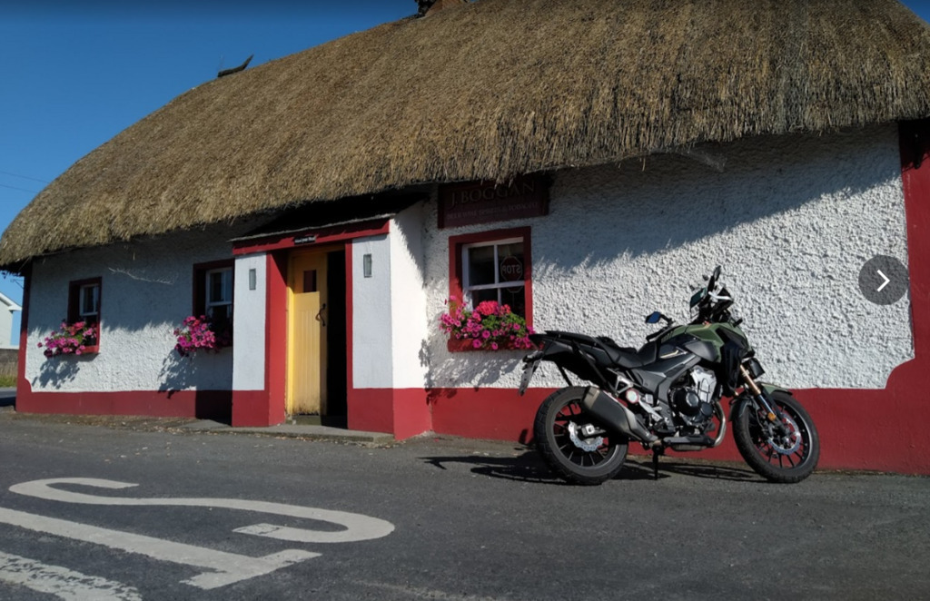 Boggan's Bar, Rathcore, traditional Irish thatched pub -2km from our house