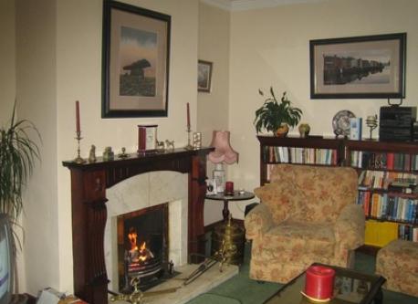 Family Room / snug / tv room