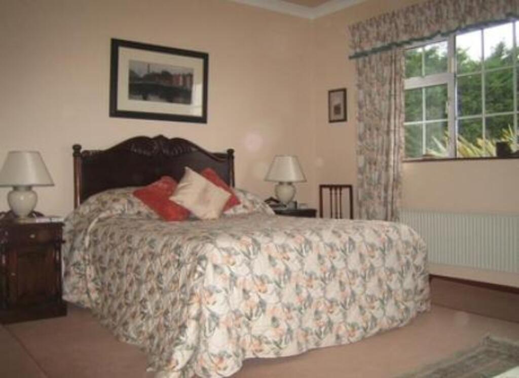 Master bedroom with ensuite shower