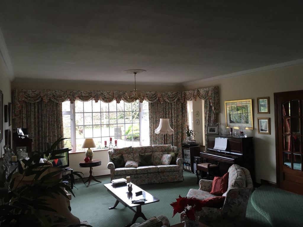 Lounge (on a cold winter's day!)