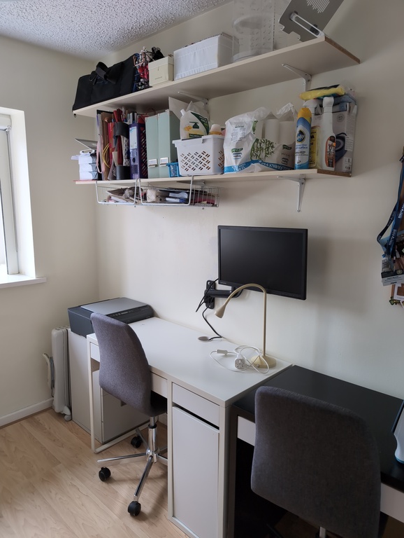 Home office
