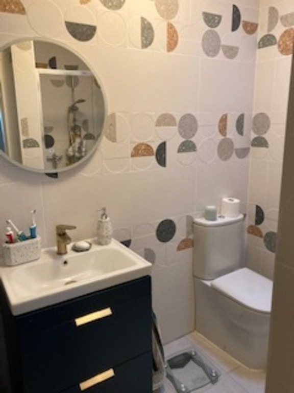 En-suite shower room