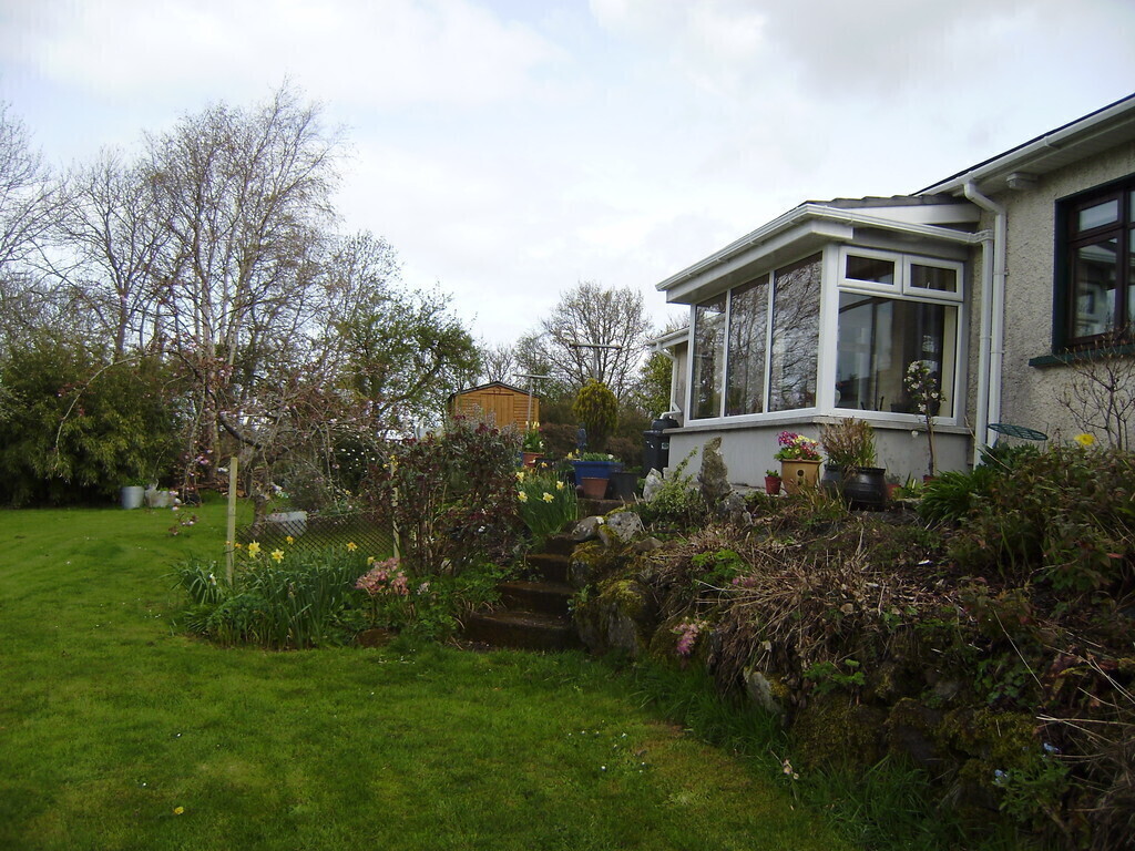 Sun room and back garden