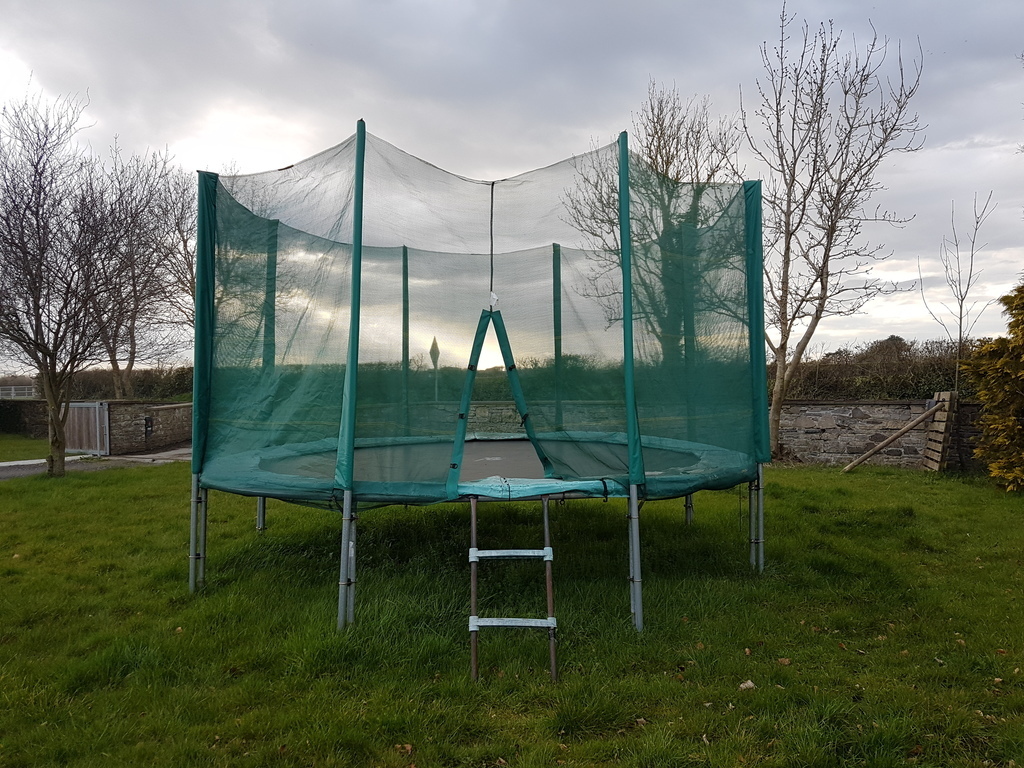 Trampoline