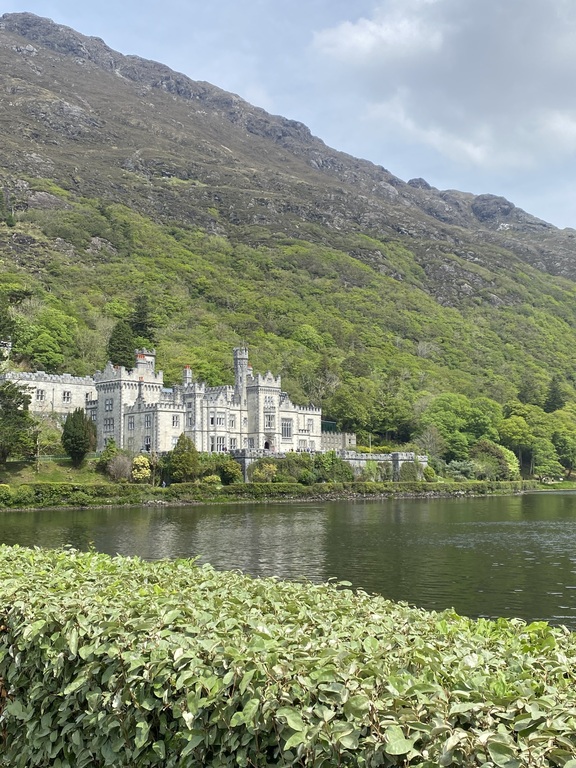 Kylemore Abbey, Connemara