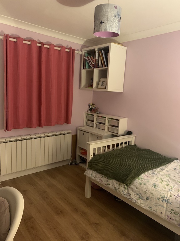 Bedroom 2 (single bed)