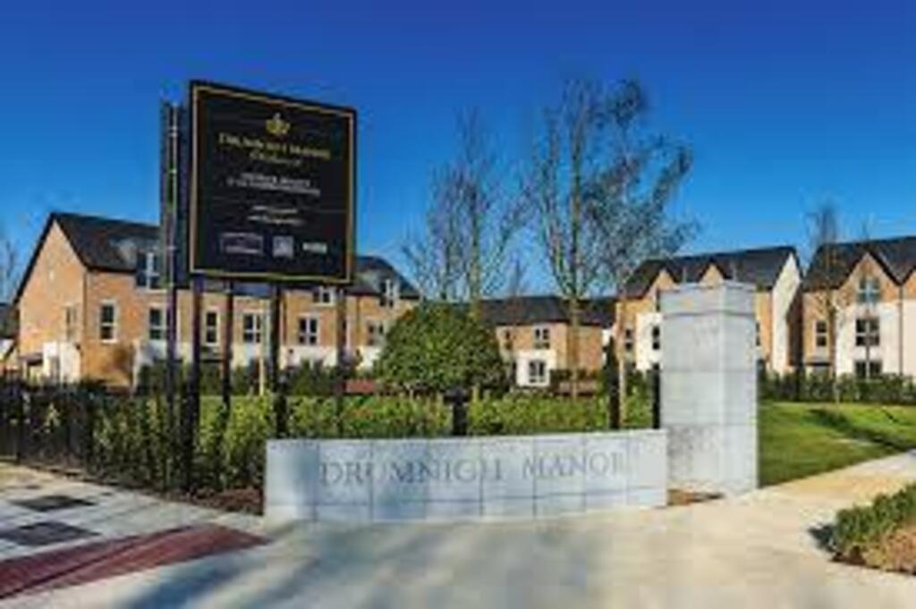 Entrance to the estate