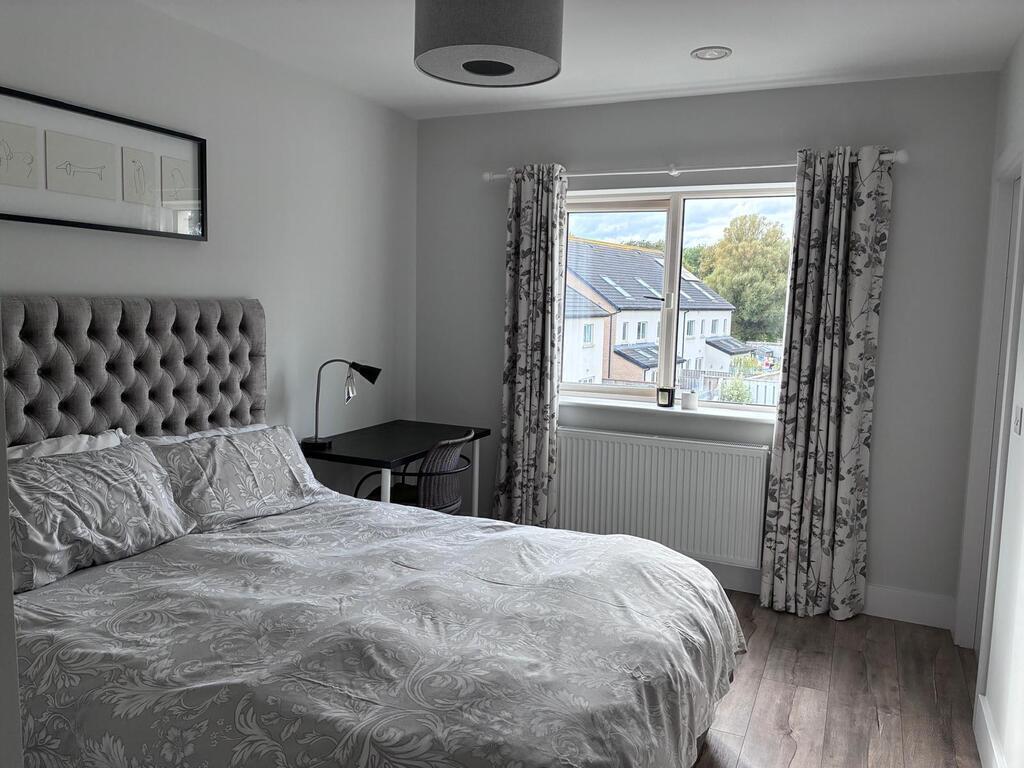 Bedroom 3 (includes ensuite bathroom)