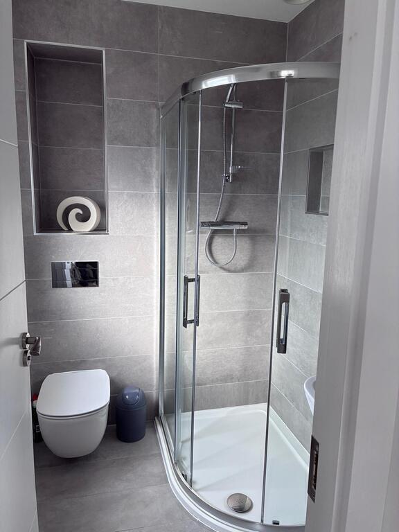 Ensuite bathroom