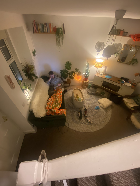 Our Cosy Sitting room with 70s decor. Our dog Seamai will be elsewhere while we travel!