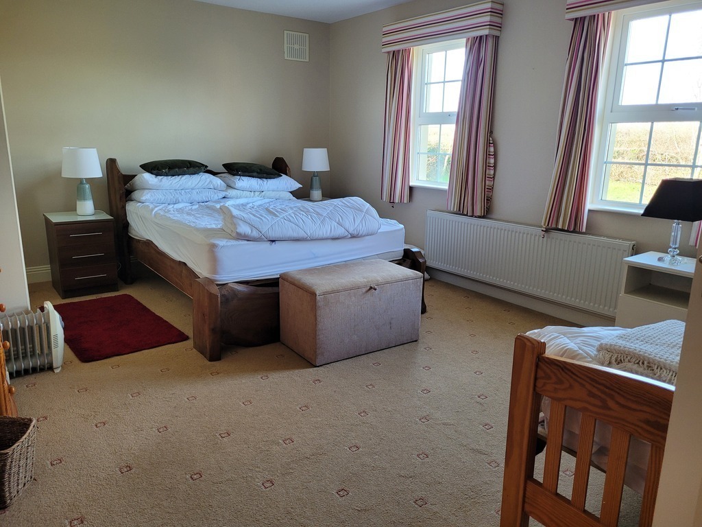 Bedroom 3 with double bed and single bed