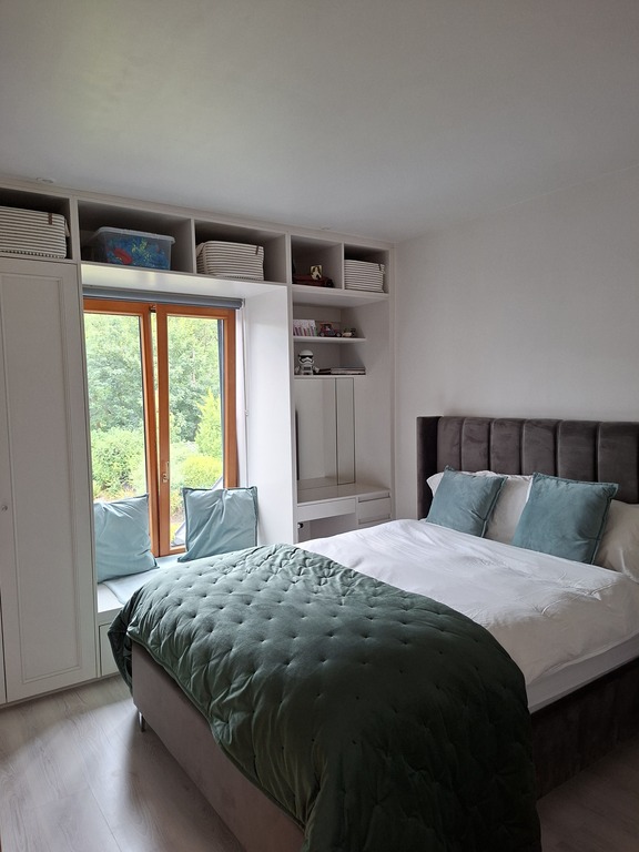 Double Bed 