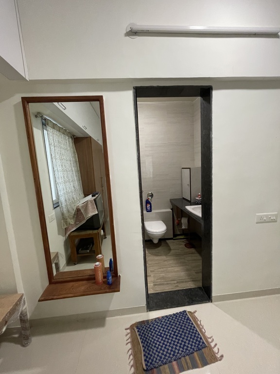 Bedroom 2 amd Washroom 2