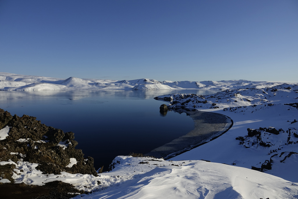 Lake Kleifarvatn at wintertime. About 30 minutes drive.