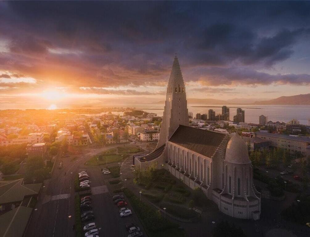 Midnight sun in Reykjavik