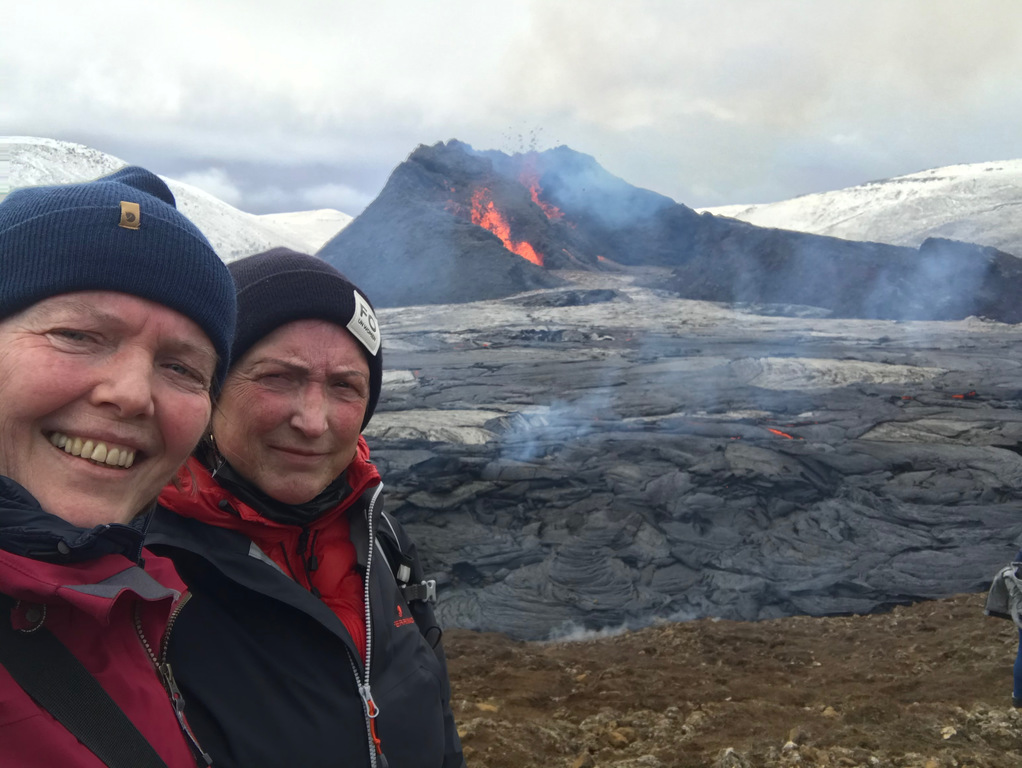 The eruption 2021 45 min drive and 2 hour walk away